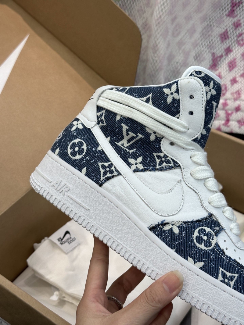 Louis Vuitton Sneakers